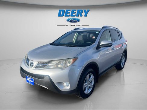 Used 2013 Toyota RAV4 XLE image 4