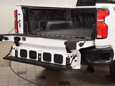 Used 2025 Chevrolet Silverado 2500 LTZ w/ LTZ Plus Package AWD/4WD image 26