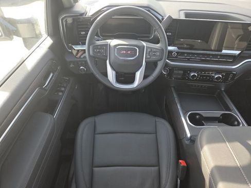 New 2025 GMC Sierra 2500 SLT w/ SLT Premium Package image 33