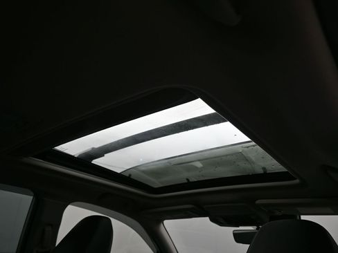 Used 2022 Subaru Forester Limited image 39