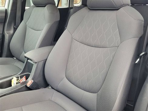 Certified 2023 Toyota Corolla Cross LE w/ Moonroof Package image 20