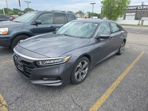 Used 2019 Honda Accord EX image 1