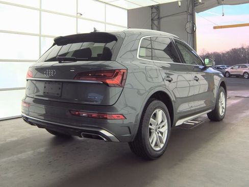 Used 2023 Audi Q5 2.0T Premium image 2