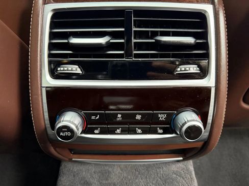 Used 2016 BMW 750i xDrive image 16