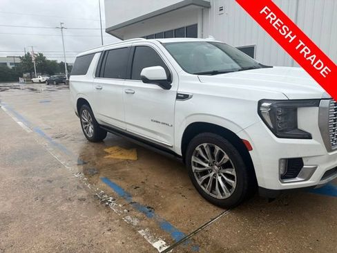 Used 2023 GMC Yukon XL Denali w/ Max Trailering Package AWD/4WD image 1