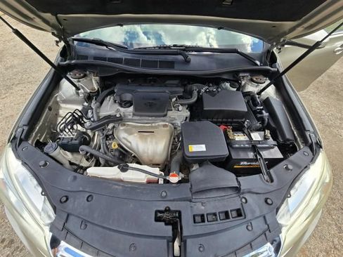 Used 2016 Toyota Camry LE FWD image 29