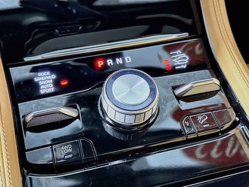 Used 2022 Jeep Grand Cherokee Summit image 21