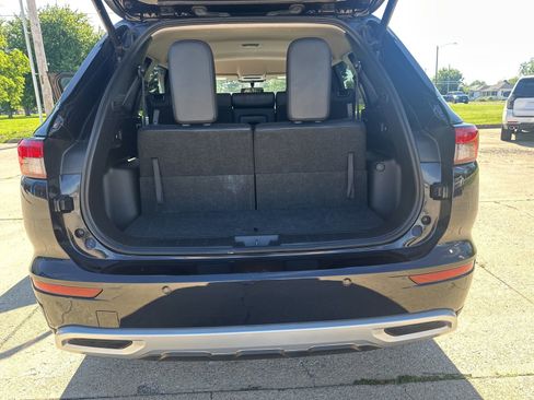 Used 2024 Mitsubishi Outlander SE AWD/4WD image 23