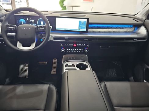 New 2026 Hyundai Ioniq 9 SE AWD/4WD image 14