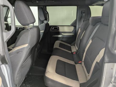 Used 2022 Ford Bronco Wildtrak AWD/4WD image 17