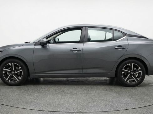 Used 2025 Nissan Sentra SV FWD image 5
