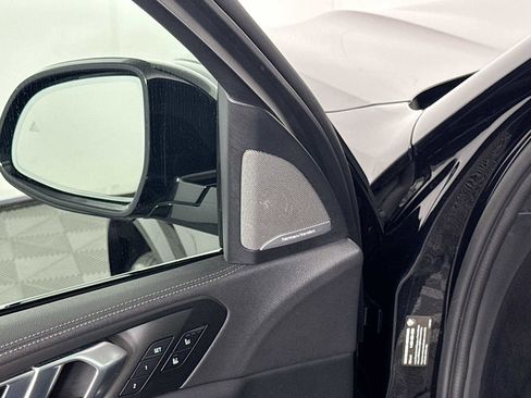 Used 2023 BMW X5 M50i w/ Climate Comfort Package image 21