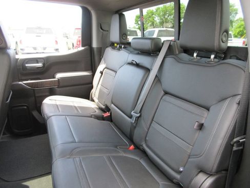 Certified 2022 GMC Sierra 1500 Denali w/ Driver Alert Package II AWD/4WD image 24