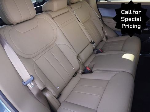 New 2025 Land Rover Range Rover Sport SE image 27