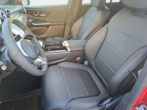New 2026 Mercedes-Benz GLC 300 image 15