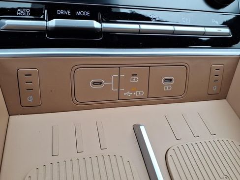 New 2026 Hyundai Santa Fe Limited FWD image 14