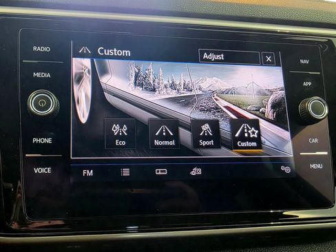 Used 2021 Volkswagen Atlas SEL Premium AWD/4WD image 44