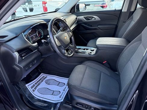 Used 2020 Chevrolet Traverse LT image 20