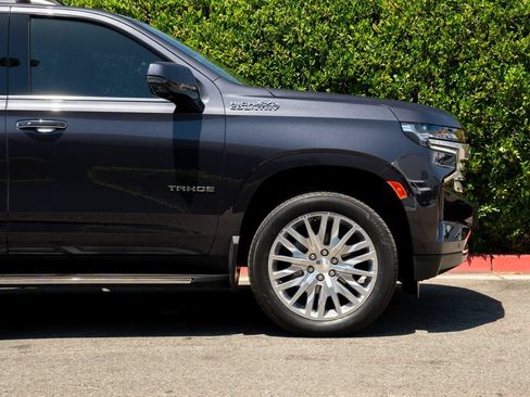 Used 2023 Chevrolet Tahoe High Country AWD/4WD image 4
