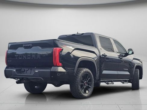 Used 2023 Toyota Tundra SR5 w/ SR5 Convenience Package AWD/4WD image 24