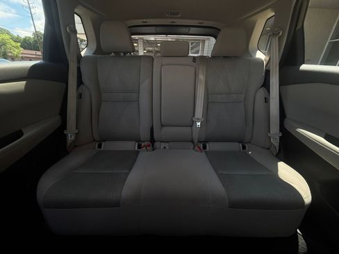 Used 2025 Nissan Rogue SV FWD image 40
