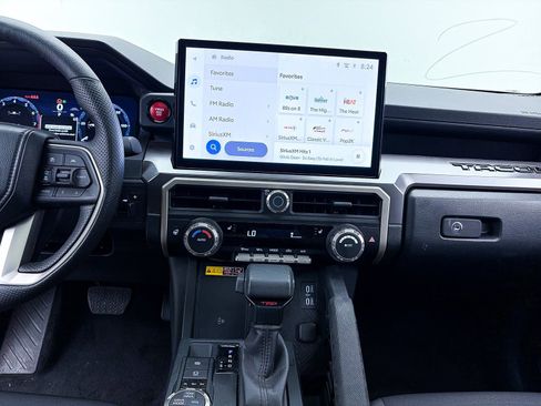 Used 2024 Toyota Tacoma TRD Off-Road w/ TRD Off Road Upgrade Package image 10