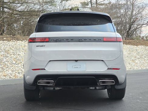 New 2025 Land Rover Range Rover Sport Dynamic SE image 24