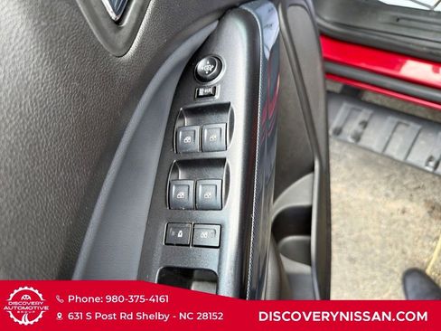 Used 2019 Chevrolet Colorado Z71 image 12