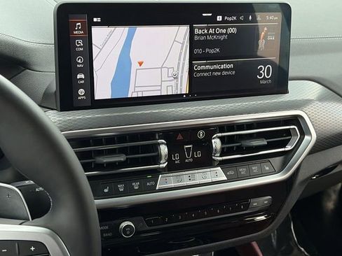 Used 2025 BMW X4 M40i AWD/4WD image 27