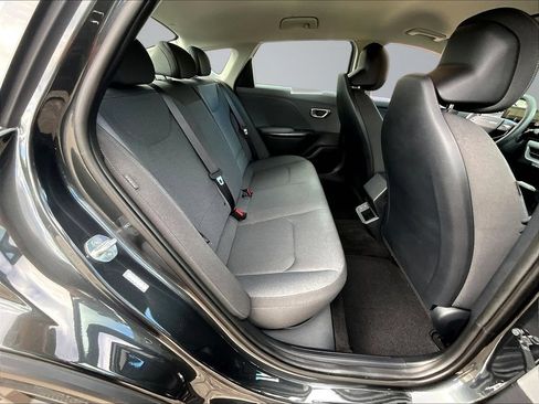 Used 2025 Kia K4 FWD image 27