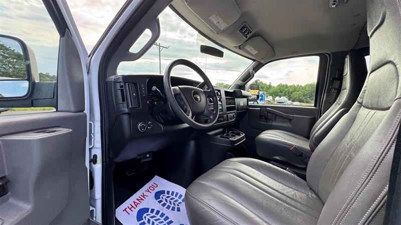 Used 2017 Chevrolet Express 3500 LS RWD image 35