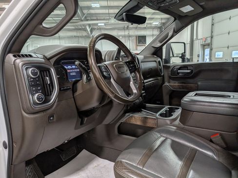 Used 2020 GMC Sierra 2500 Denali image 16