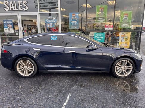 Used 2013 Tesla Model S image 2