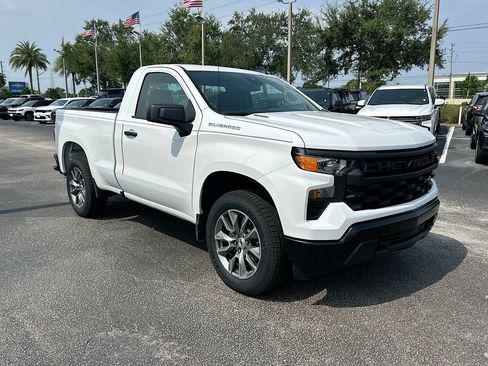 Used 2026 Chevrolet Silverado 1500 W/T RWD image 3