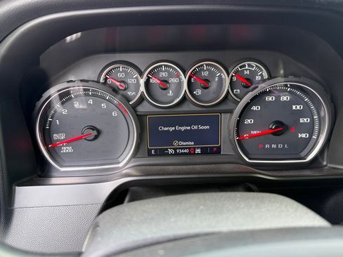 Used 2020 Chevrolet Silverado 1500 LT w/ All-Star Edition image 9