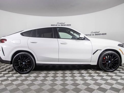 Used 2026 BMW X6 xDrive40i w/ Premium Package AWD/4WD image 3
