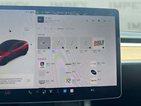 Used 2021 Tesla Model Y Long Range AWD/4WD image 9