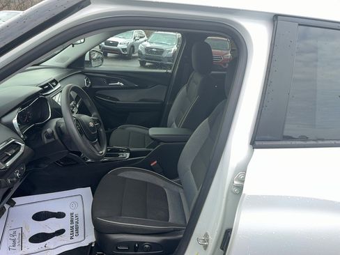 Used 2023 Chevrolet TrailBlazer LT image 13