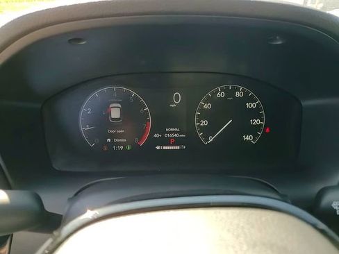 Used 2024 Honda HR-V Sport image 19