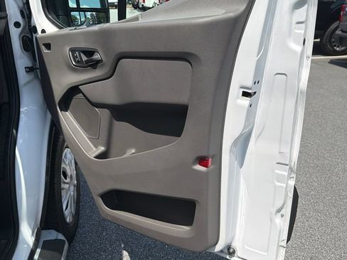 Certified 2025 Ford Transit 250 Low Roof w/ Exterior Upgrade Package RWD image 16