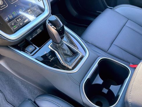 Used 2025 Subaru Legacy Limited image 13