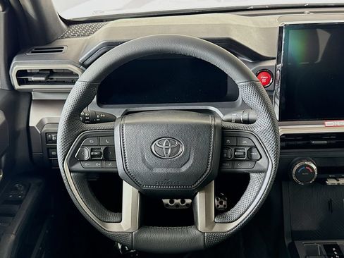 Certified 2025 Toyota Tacoma TRD Sport AWD/4WD image 14