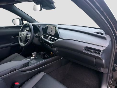 New 2026 Lexus UX 300h FWD image 14