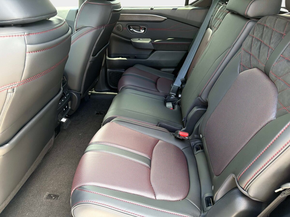 New 2026 Honda Pilot Black Edition image 11