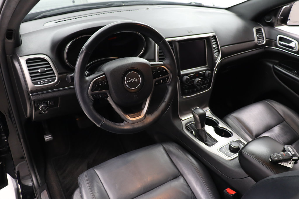 Used 2018 Jeep Grand Cherokee Limited AWD/4WD image 12