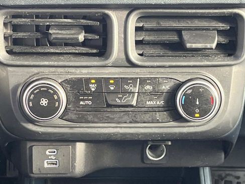 Used 2024 Ford Maverick XL image 16