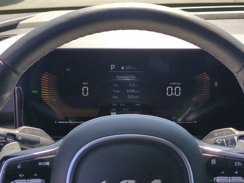 Certified 2025 Kia Sorento EX FWD image 20
