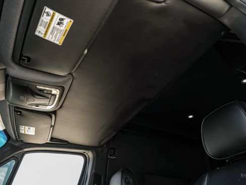 Used 2022 Mercedes-Benz Sprinter 2500 image 34