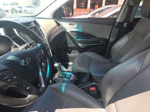 Used 2017 Hyundai Santa Fe Sport FWD image 10