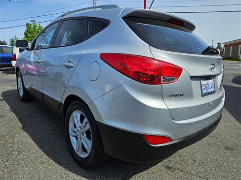 Used 2011 Hyundai Tucson GLS image 7